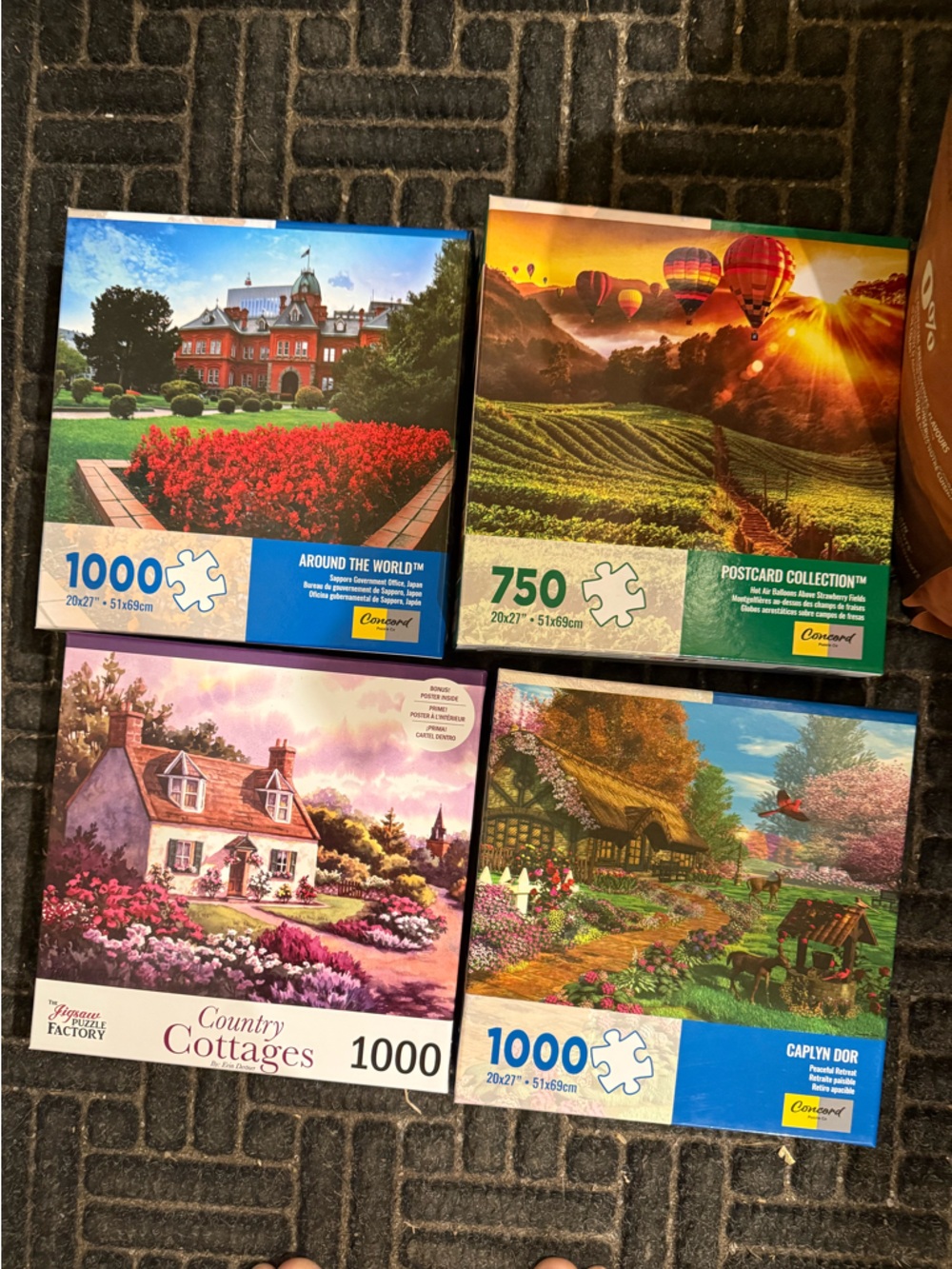 1000-Piece Jigsaw Puzzles